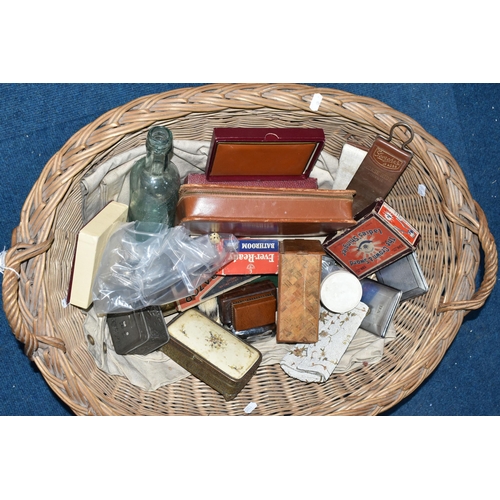 463 - A BASKET OF GENTLEMEN'S AND LADIES' VANITY ITEMS, AND SUNDRIES, to include a wicker laundry basket c... 