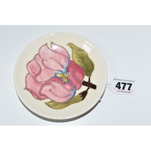 477 - A MOORCROFT POTTERY MAGNOLIA TRINKET DISH, tube lined in pink Magnolia pattern on a cream ground, im... 