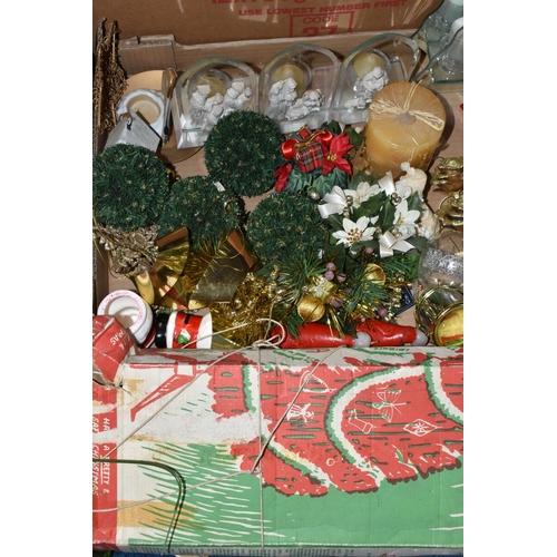 504 - SIX BOXES AND LOOSE ASSORTED CHRISTMAS DECORATIONS ETC, to include tree ornaments, boxed candle hold... 