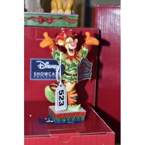 523 - FOUR BOXED DISNEY SHOWCASE COLLECTION 'JIM SHORE' CHARACTERS, comprising two 'Snuff Said' 6007070 fi... 