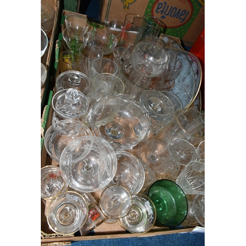 531 - SIX BOXES OF GLASSWARE, to include two boxed sets of six Luminarc Maldives Bubbles dessert dishes, v... 