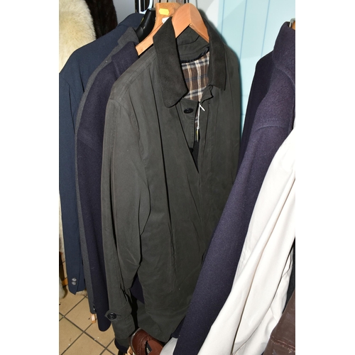 539 - TWO BOXES AND A GROUP OF GENTLEMEN'S CLOTHING AND ACCESSORIES, to include a navy blue 'Hugo Boss' si... 