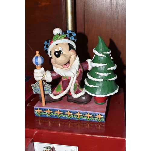 554 - SIX BOXED ENESCO DISNEY SHOWCASE COLLECTION MICKEY MOUSE FIGURES, from Disney Traditions collection ... 