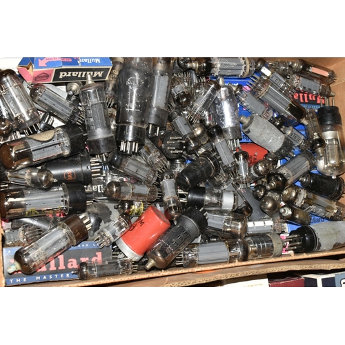 567 - A QUANTITY OF ASSORTED BOXED AND UNBOXED VALVES, assorted sizes, manufacturers to include Osram Hi-T... 