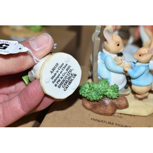 586 - TWENTY-ONE BOXED BEATRIX POTTER 'PETER RABBIT'  ORNAMENTS, comprising five Christmas baubles, a box ... 