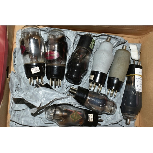 590 - A QUANTITY OF ASSORTED MAINLY UNBOXED VALVES, assorted sizes, manufacturers to include Tungsram, Edi... 