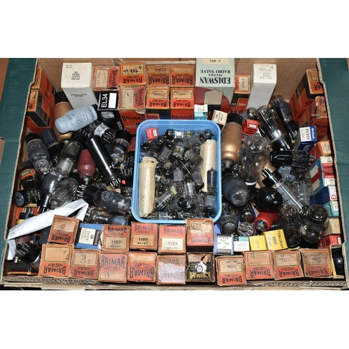 591 - A QUANTITY OF ASSORTED BOXED AND UNBOXED VALVES, assorted sizes, manufacturers to include Brimar, Ed... 