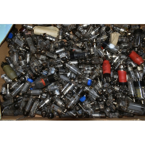 594 - A QUANTITY OF ASSORTED BOXED AND UNBOXED VALVES, assorted sizes, manufacturers to include Brimar, Ed... 