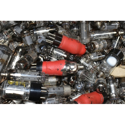 594 - A QUANTITY OF ASSORTED BOXED AND UNBOXED VALVES, assorted sizes, manufacturers to include Brimar, Ed... 