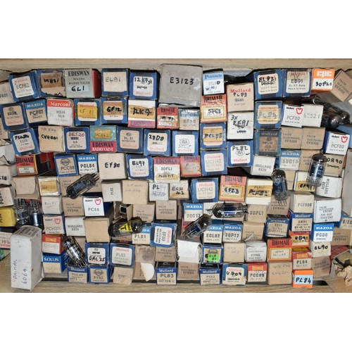 595 - A QUANTITY OF ASSORTED BOXED AND UNBOXED VALVES, assorted sizes, manufacturers to include B.V.A., Mu... 