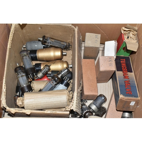 599 - A QUANTITY OF ASSORTED BOXED AND UNBOXED VALVES, assorted sizes, manufacturers to include Mazda, Osr... 