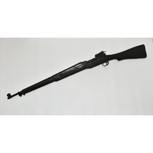 292 - A BB SPRING OPERATED BOLT ACTION AIR RIFLE, fitted with a scope, bearing no make or serial number, i... 