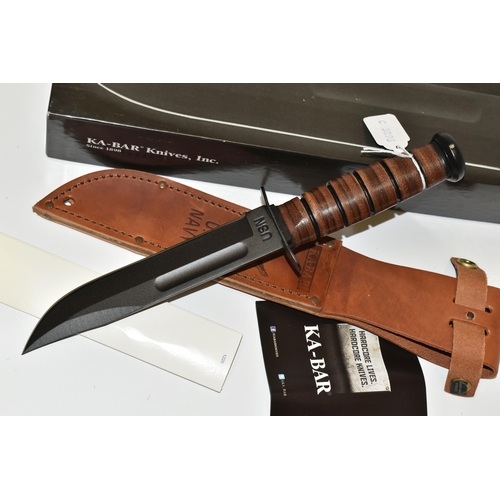 295 - A BOXED KA-BAR US ARMY STYLE KNIFE, etched 'Operation Iraqi Freedom' blade 7'' / 18cm blade, wooden ... 