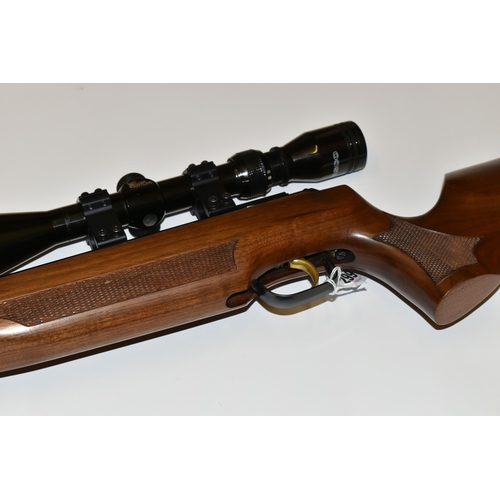 299 - AN AIR ARMS SE90 .22 SIDE LEVER AIR RIFLE, serial no. 43889, fitted with a Tasco 3-9 x 40 scope and ... 