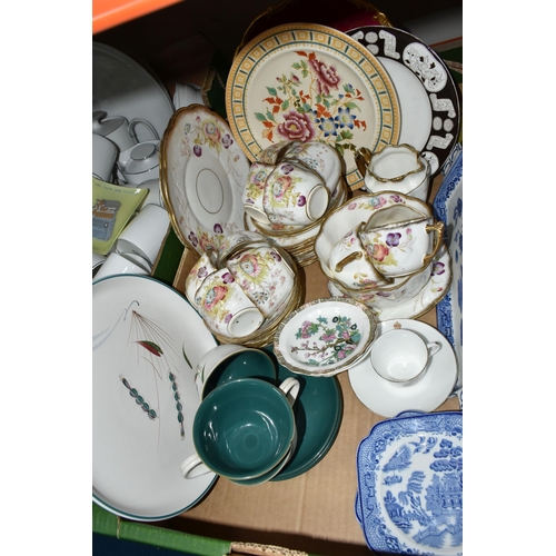 424 - TWO BOXES OF DINNERWARE,  to include a quantity of German 'Thomas' white and silver gilt dinnerware,... 