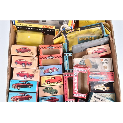 131 - A QUANTITY OF ASSORTED EMPTY DIECAST AND PLASTIC TOY VEHICLE BOXES, Tri-ang, Dinky, Corgi, NZG, Tekn... 