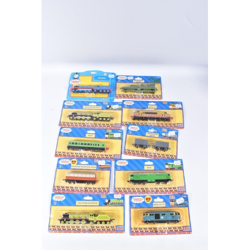 132 - A QUANTITY OF ERTL THOMAS & FRIENDS AND THOMAS AND THE MAGIC RAILROAD DIECAST MODELS, all models sti... 