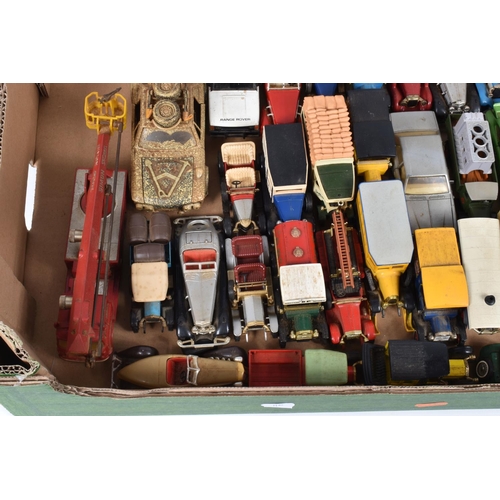 137 - A COLLECTION OF BOXED AND UNBOXED MATCHBOX 'MODELS OF YESTERYEAR' DIECAST VEHICLES, vast majority of... 