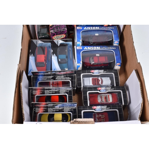 138 - A QUANTITY OF BOXED MODERN DIECAST AND PLASTIC VEHICLES, to include New Ray Dickie, New Ray City Cru... 