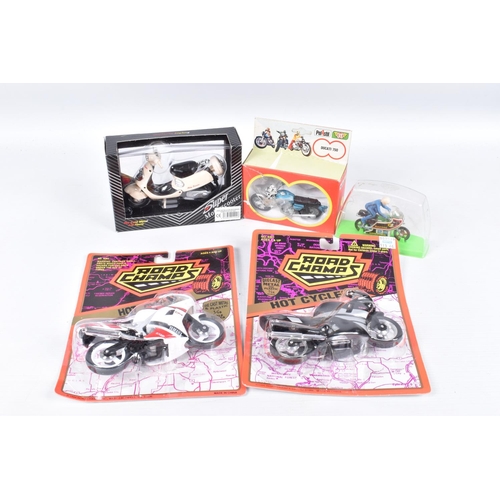 172 - A COLLECTION OF BOXED DIECAST AND PLASTIC  MOTORBIKE/MOTORCYCLE MODELS, mainly modern issues, majori... 