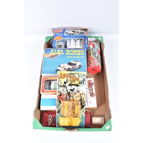 175 - A COLLECTION OF BOXED AND UNBOXED HONG KONG AND OTHER PLASTIC VEHICLES, boxed models include Piko (G... 