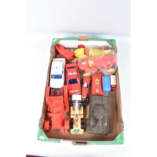 175 - A COLLECTION OF BOXED AND UNBOXED HONG KONG AND OTHER PLASTIC VEHICLES, boxed models include Piko (G... 