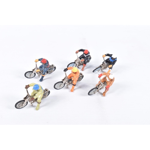 189 - SIX UNBOXED BRITAINS SPEEDWAY BIKES AND RIDERS, all with different coloured 'leathers', all appear c... 