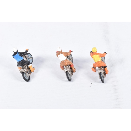 189 - SIX UNBOXED BRITAINS SPEEDWAY BIKES AND RIDERS, all with different coloured 'leathers', all appear c... 