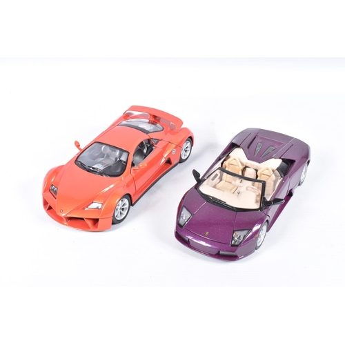 200 - A COLLECTION OF UNBOXED 1/18 SCALE DIECAST AND PLASTIC CAR MODELS, assorted models by Sun Star, Yat ... 