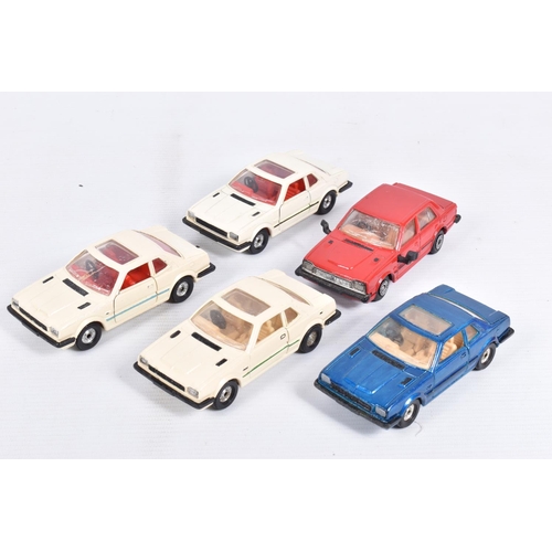 241 - A COLLECTION OF UNBOXED CORGI TOYS TRIUMPH ACCLAIM AND HONDA PRELUDE CARS AND ASSORTED CARAVANS, Tri... 