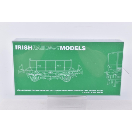 255 - THREE BOXED OO GAUGE IRISH RAILWAY MODELS, to include a Ballast Hopper Wagon, Livery Iarnvod Eireann... 