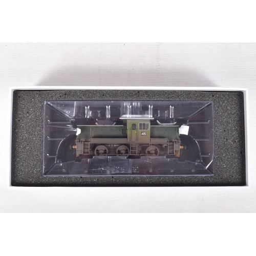 256 - A BOXED OO GAUGE HELJAN RAILWAY MODEL, Class 14 'Teddy Bear' British Steel, no. 45, in Green (weathe... 