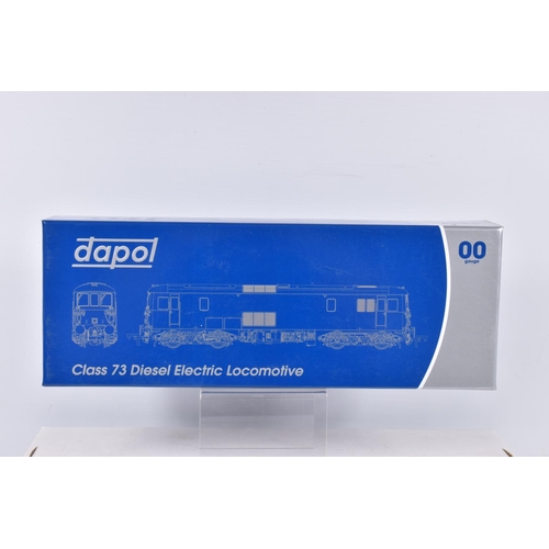 263 - A BOXED OO GAUGE DAPOL DIESEL ELECTRIC LOCOMOTIVE, Class 73, no. E6039, in Early Blue with Double Ar... 