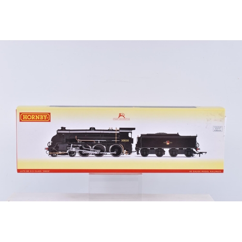 283 - A BOXED OO GAUGE HORNBY RAILWAY MODEL LATE BR S15 4-6-0 CLASS, no. 30830, in BR Black with Late Cres... 