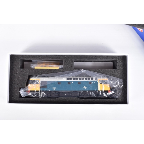 340 - A BOXED OO GAUGE HELJAN RAILWAY MODEL DIESEL LOCOMOTIVE, Class 33, no. 33012, in BR Blue with Full Y... 