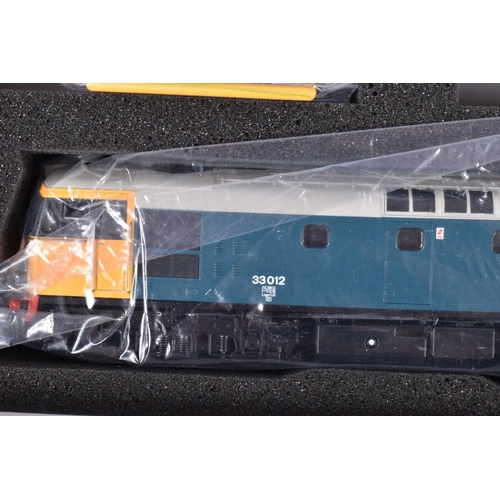 340 - A BOXED OO GAUGE HELJAN RAILWAY MODEL DIESEL LOCOMOTIVE, Class 33, no. 33012, in BR Blue with Full Y... 