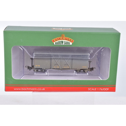 399 - SEVEN BOXED  OO9 NARROW GAUGE BACHMANN BRANCHLINE MODEL WAGONS, to include a Class D Bogie Open Wago... 