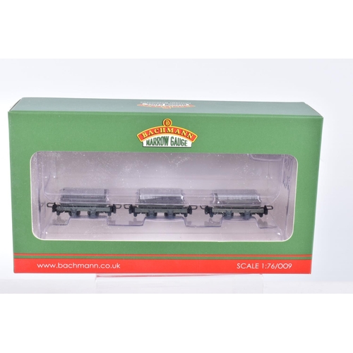 399 - SEVEN BOXED  OO9 NARROW GAUGE BACHMANN BRANCHLINE MODEL WAGONS, to include a Class D Bogie Open Wago... 