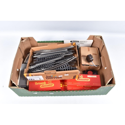 408 - A QUANTITY OF BOXED AND UNBOXED OO GAUGE MODEL RAILWAY ROLLING STOCK, ACCESSORIES AND TRACK ETC., to... 