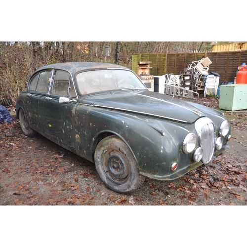 1003 - A 1968 DAIMLER V8 250 SALOON, REGISTRATION NUMBER NHJ 592F, in British racing green, Odometer reads ... 