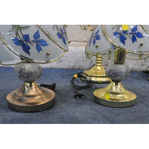 1309 - A SELECTION OF TABLE LAMPS, to include three pairs of lamps, two other lamps and two shades (conditi... 