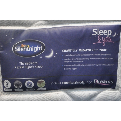 1427 - A SILENT NIGHT CHANTILLY MIRAPOCKET 2800 SINGLE DIVAN BED AND MATTRESS, along with a cream leatheret... 