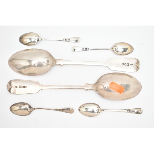 151 - A SMALL PARCEL OF VICTORIAN & EDWARDIAN FLATWARE, comprising a pair of Fiddle pattern tablespoons, e... 