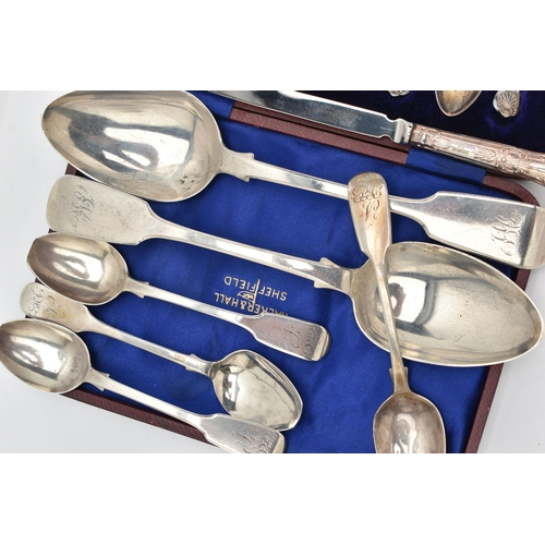 159 - A SMALL ASSORTMENT OF SILVER CUTLERY, to include a cased set of six teaspoons and a pair of sugar to... 