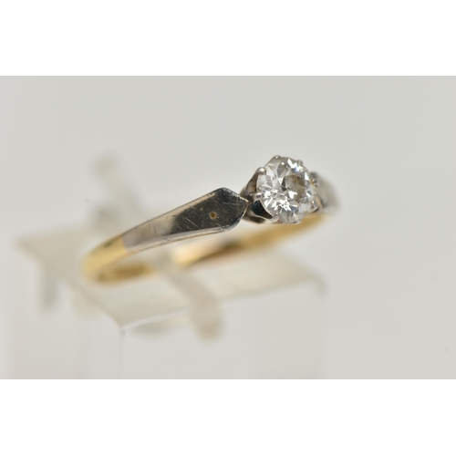2 - AN EARLY 20TH CENTURY SINGLE STONE DIAMOND RING, an old cut diamond, approximate total diamond weigh... 