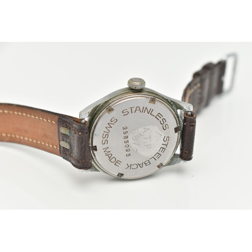 20 - A GENTS MILITARY 'MOERIS' WRISTWATCH, manual wind, round discolored silver dial signed 'Moeris', Ara... 