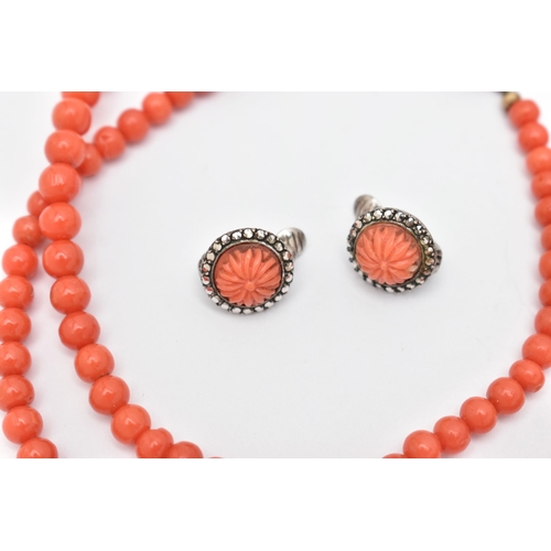 86 - A COLLECTION OF CORAL JEWELLERY, to include a graduated bead necklace with push piece clasp, the cor... 