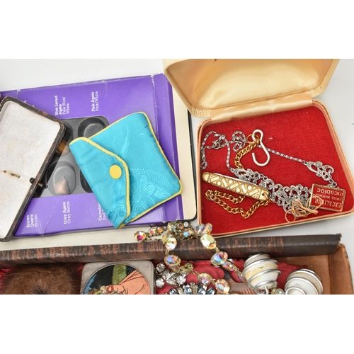 185 - A BOX OF ASSORTED ITEMS, to include two 'Stratnoid' compacts, model number 767198,  two additional '... 