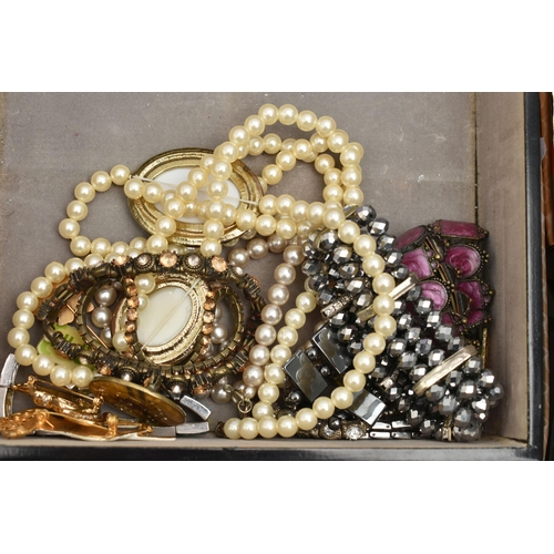 203 - A BOX OF ASSORTED COSTUME JEWELLERY, to include various beaded necklaces, chain necklaces, brooches,... 