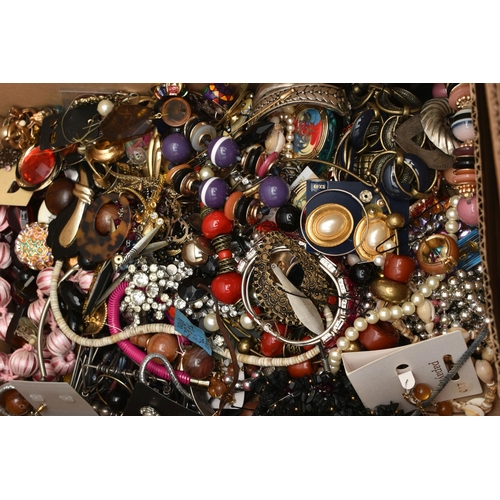 211 - A LARGE ASSORTMENT OF COSTUME JEWELLERY, to include a multi storage jewellery box, tins and boxes of... 